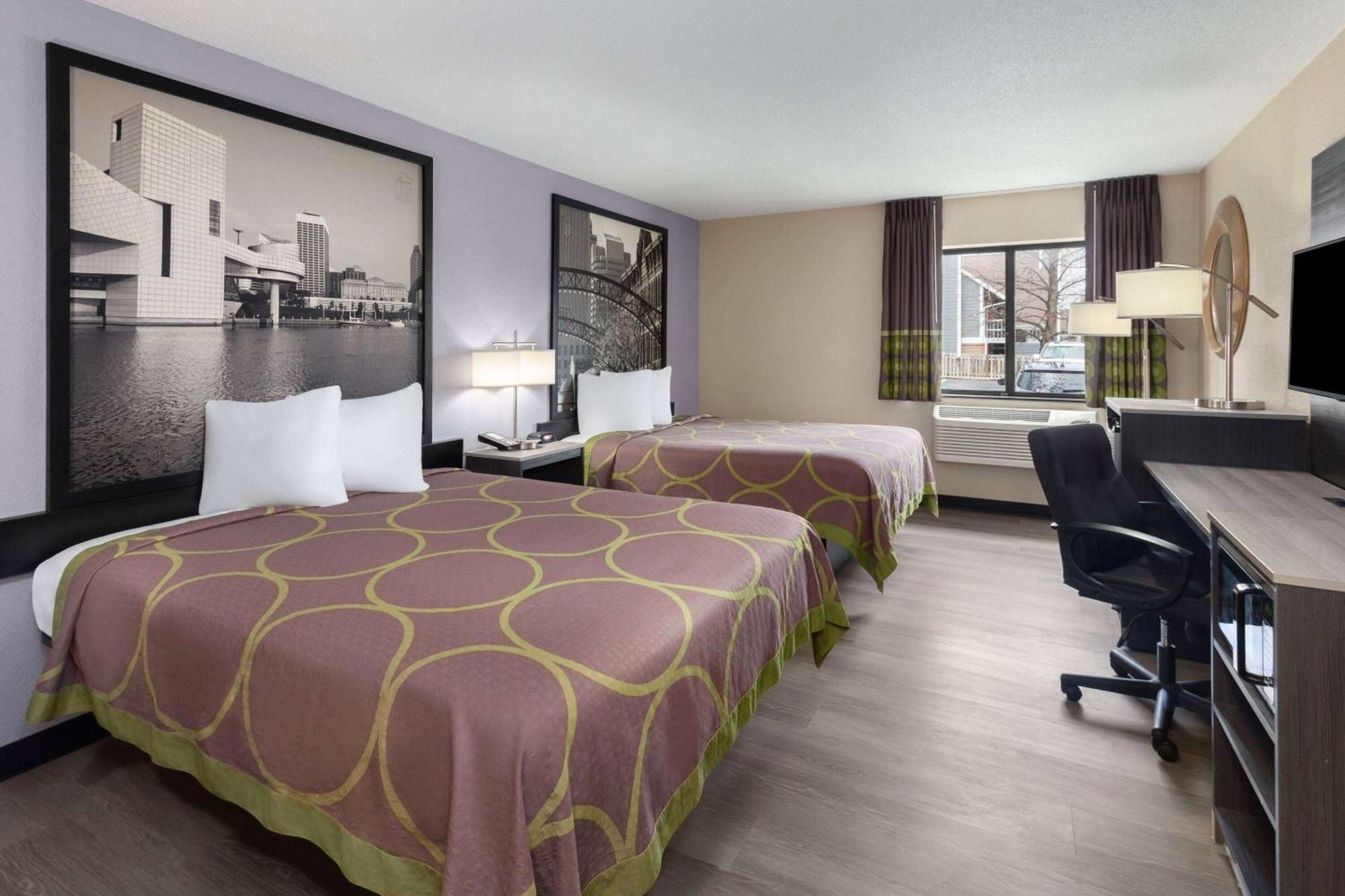 Super 8 By Wyndham Copley Akron Dış mekan fotoğraf